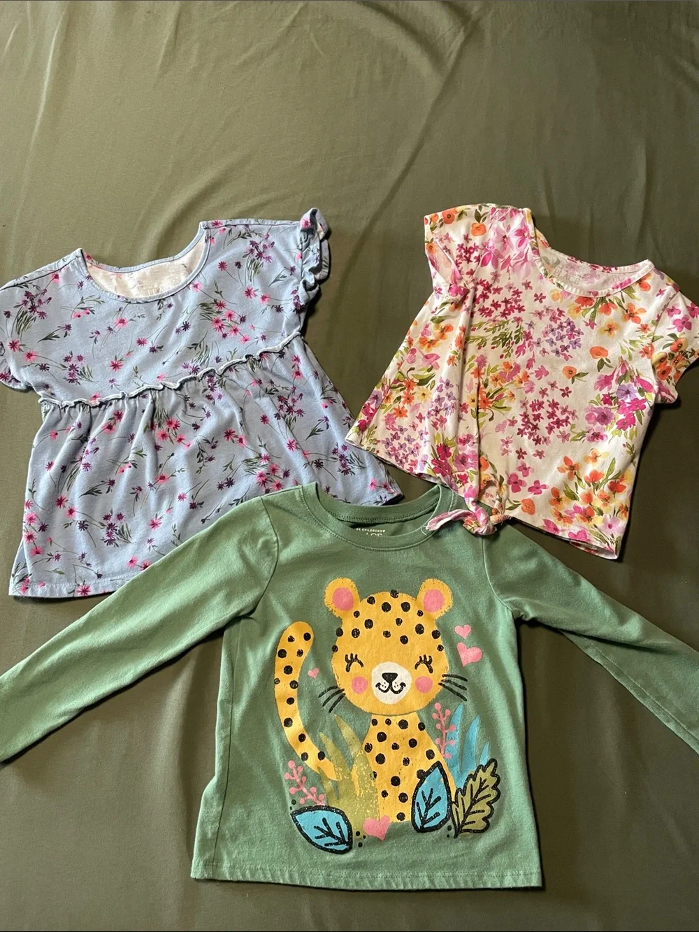 3 pc bundle The children’s place tops 2t